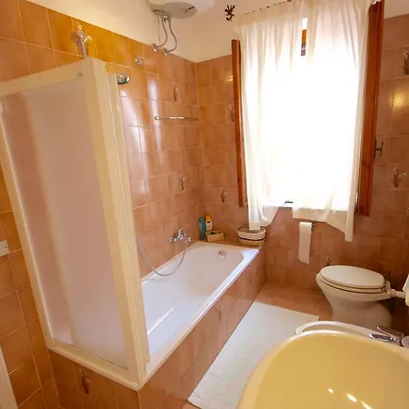 Villa Mare E Rocce